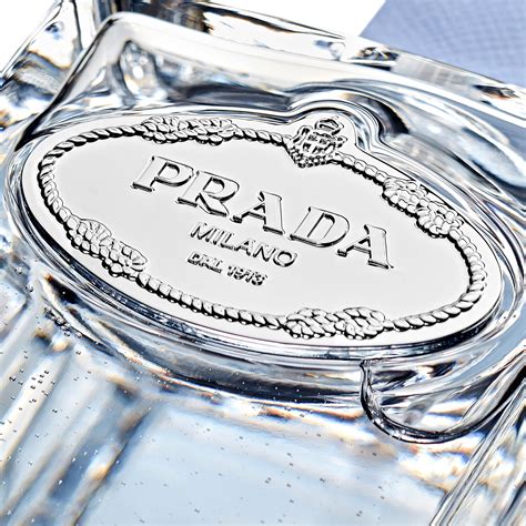 prada infusion amande.